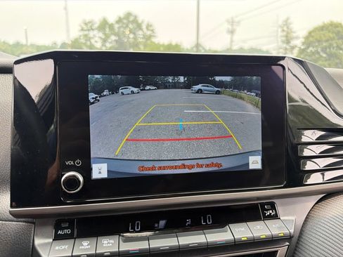Certified 2025 Toyota Camry SE w/ Convenience Package FWD image 11