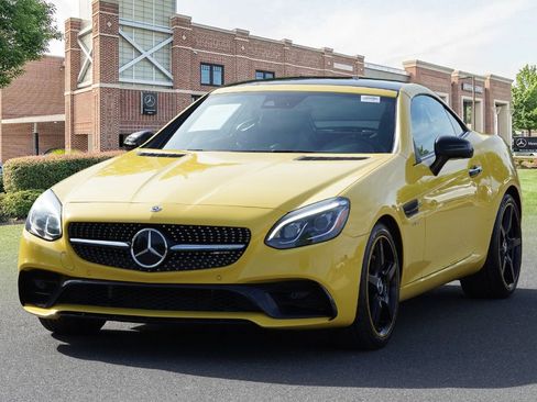 Certified 2020 Mercedes-Benz SLC 43 AMG image 4