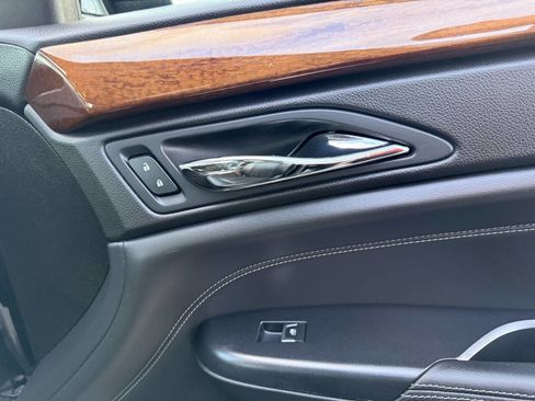 Used 2014 Cadillac SRX Luxury FWD image 33