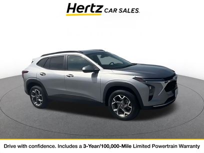 Used 2025 Chevrolet Trax LT