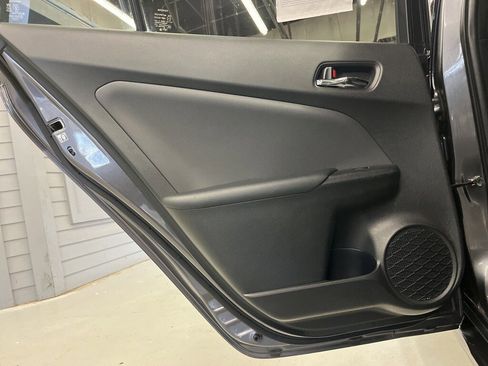 Used 2020 Toyota Prius Prime XLE image 27