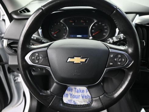 Used 2020 Chevrolet Traverse LT FWD image 10