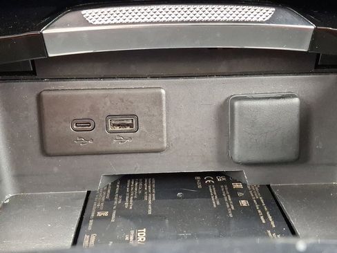 Used 2025 Buick Envision Sport Touring image 24