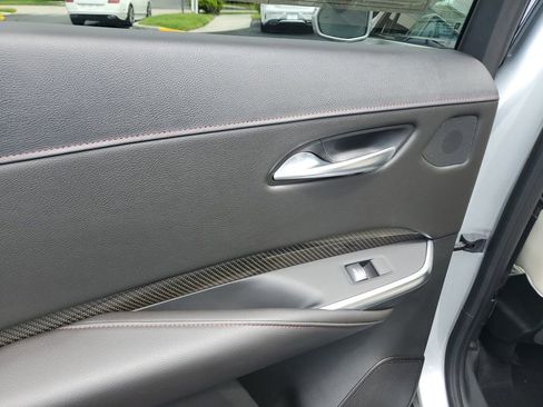 Used 2020 Cadillac XT4 Sport image 15