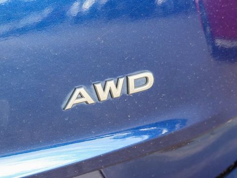 Used 2025 Nissan Rogue SV AWD/4WD image 30