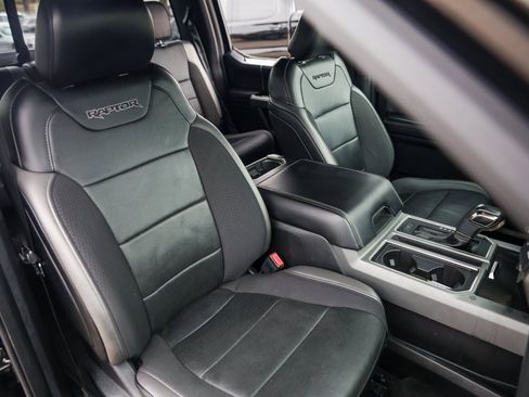 Used 2019 Ford F150 Raptor w/ Equipment Group 802A Luxury image 32