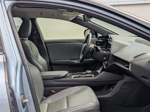 Certified 2024 Lexus RZ 450e Premium w/ Technology Package AWD/4WD image 11