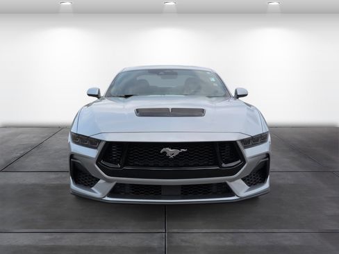 Used 2026 Ford Mustang GT RWD image 4