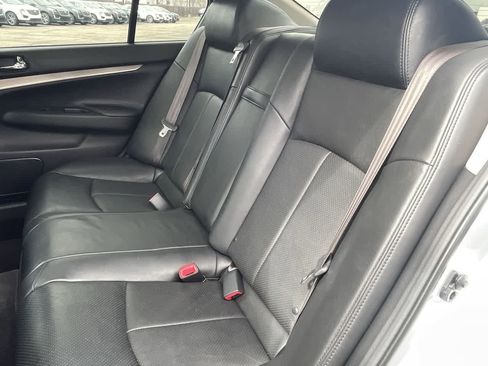 Used 2013 INFINITI G37 x w/ Premium Pkg image 18