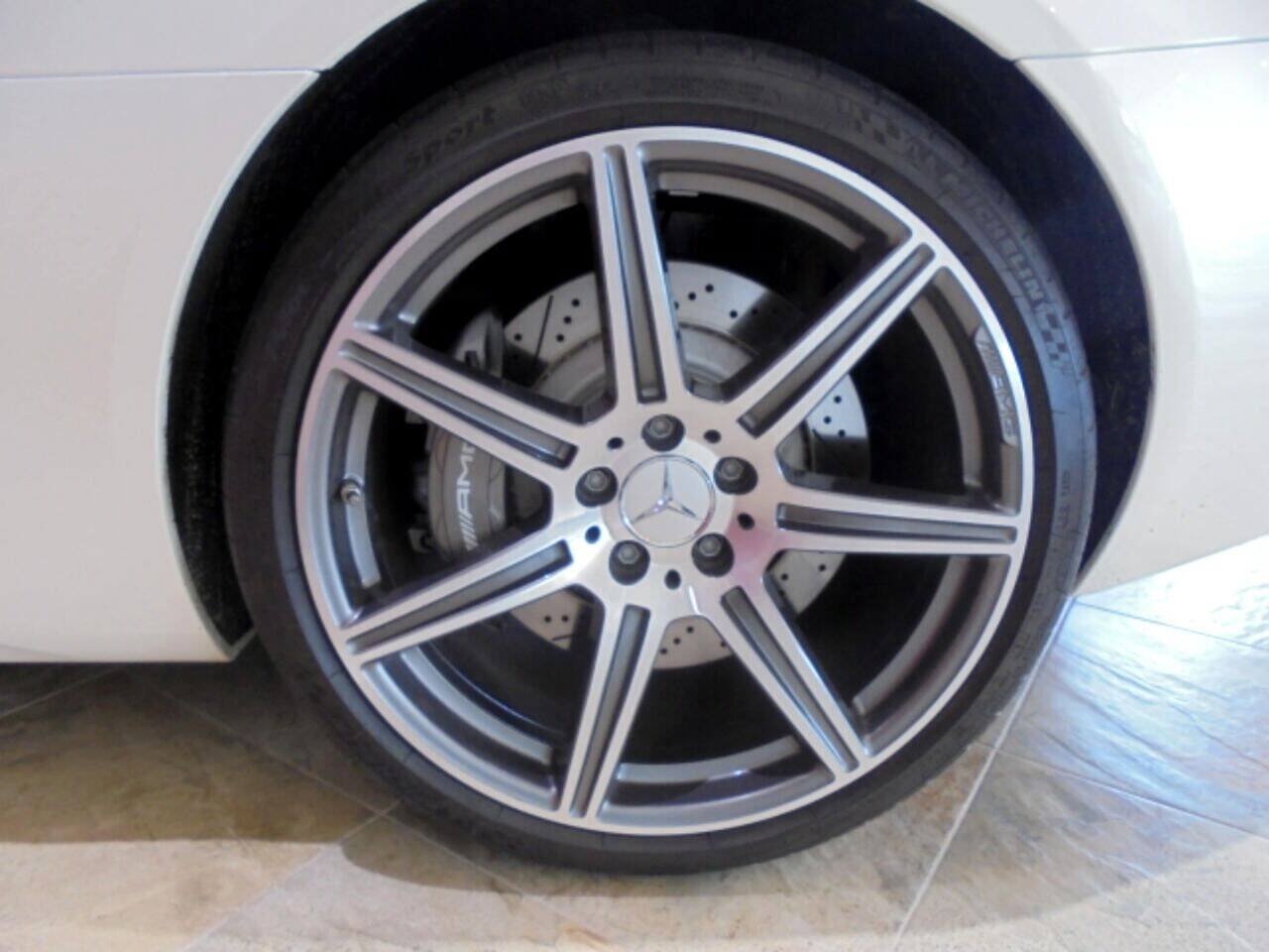 Used 2012 Mercedes-Benz SLS AMG Roadster image 25
