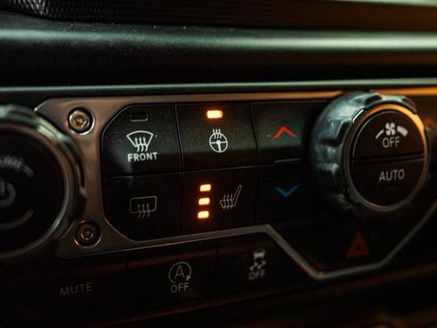 Used 2021 Jeep Wrangler Unlimited Sport image 20