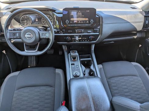 Used 2025 Nissan Pathfinder SV AWD/4WD image 20