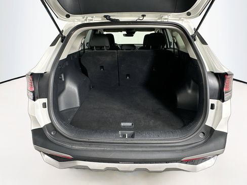Used 2024 Kia Sportage LX image 28