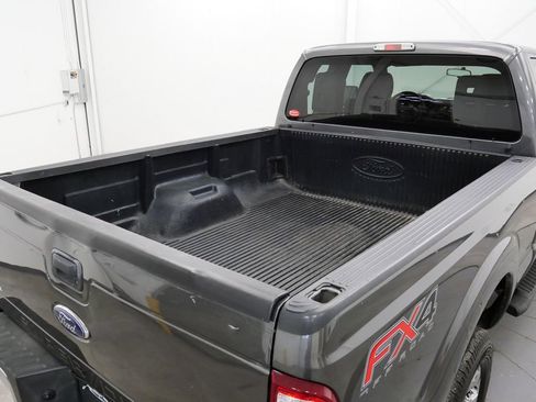 Used 2015 Ford F250 XL w/ Power Equipment Group image 37