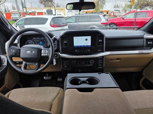 Used 2023 Ford F150 XLT image 8