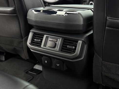 Used 2024 Ford F150 Lariat w/ Equipment Group 502A High AWD/4WD image 20