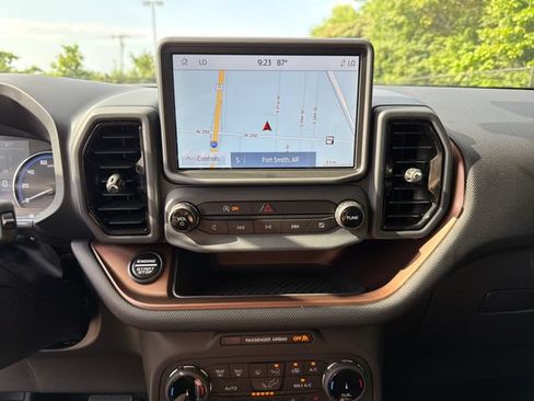 Used 2023 Ford Bronco Sport Outer Banks w/ Tech Package AWD/4WD image 31