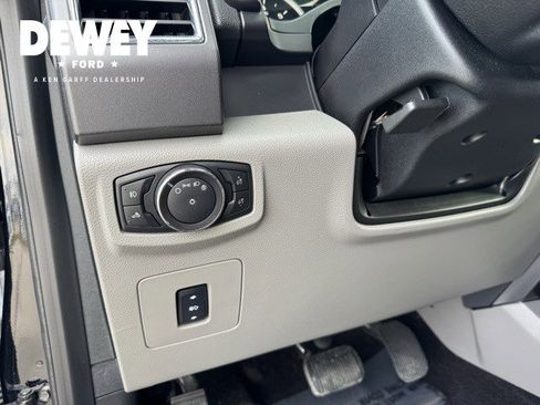 Used 2016 Ford F150 XLT w/ Equipment Group 302A Luxury image 14