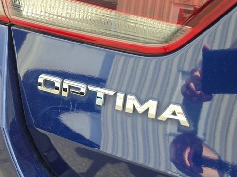 Used 2020 Kia Optima SX FWD image 7
