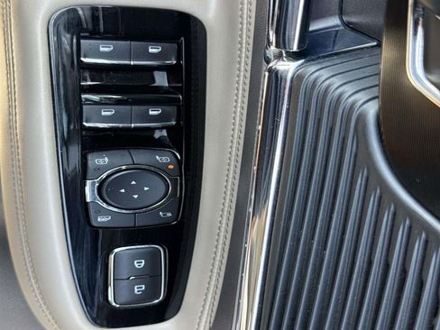 Certified 2020 Lincoln Corsair FWD image 33