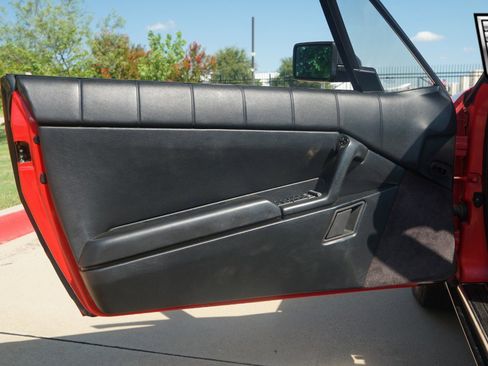 Used 1991 Cadillac Allante image 15