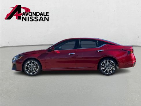 Certified 2023 Nissan Altima 2.5 SL image 3
