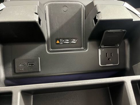 New 2026 Chevrolet Silverado 1500 LTZ w/ LTZ Premium Package image 39