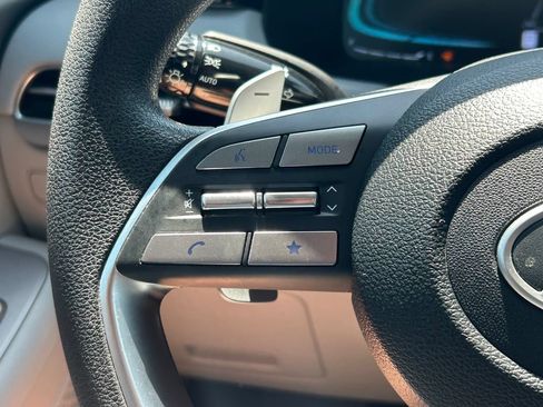 Used 2025 Hyundai Palisade SE FWD image 31