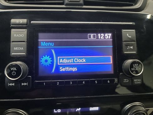 Used 2018 Honda CR-V LX image 22