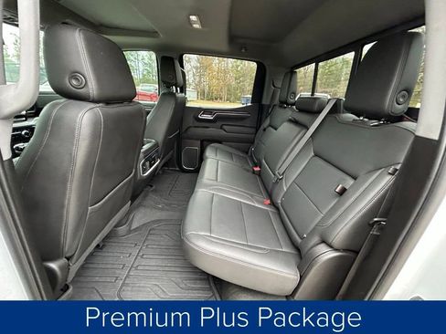 Used 2022 GMC Sierra 1500 SLT w/ SLT Premium Plus Package image 17