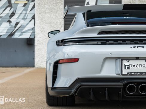 Used 2026 Porsche 911 GT3 RWD image 14