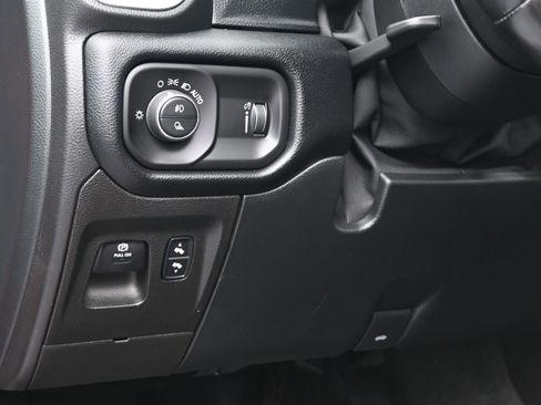 Used 2022 RAM 1500 Big Horn image 13