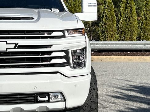 Used 2021 Chevrolet Silverado 3500 High Country w/ Z71 Off-Road Package image 58
