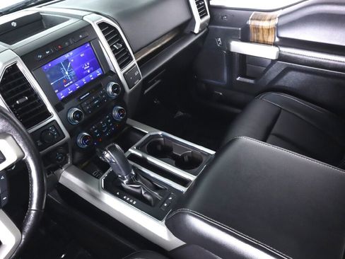 Used 2019 Ford F150 Lariat w/ Equipment Group 502A Luxury image 43