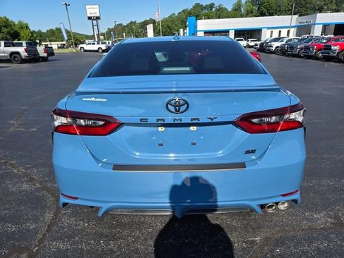 Used 2024 Toyota Camry SE FWD image 7