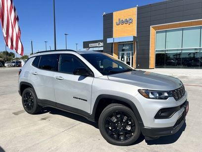 New 2026 Jeep Compass Latitude