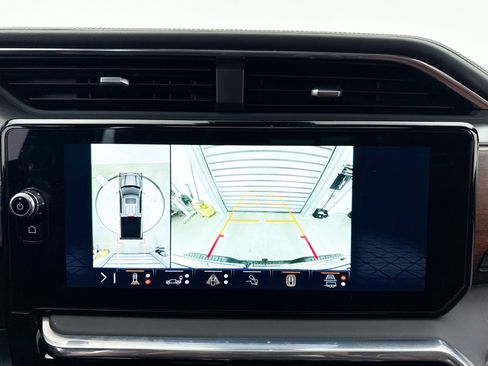 Used 2025 GMC Sierra 1500 Denali Ultimate image 23