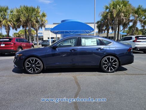 New 2026 Honda Accord Touring image 2