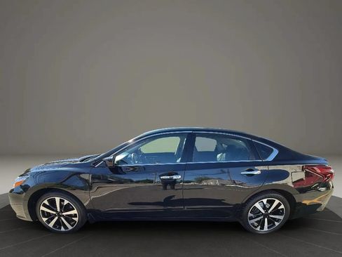 Used 2018 Nissan Altima 2.5 SR FWD image 8