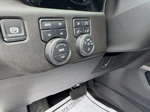 Certified 2024 Chevrolet Silverado 2500 LTZ w/ LTZ Convenience Package AWD/4WD image 19