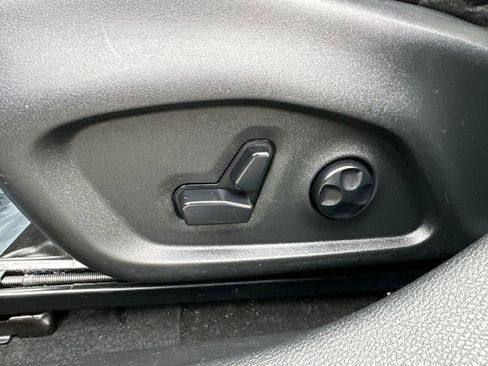 Used 2019 Jeep Compass Latitude w/ Popular Equipment Group AWD/4WD image 29