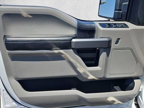 Used 2018 Ford F150 XLT RWD image 11