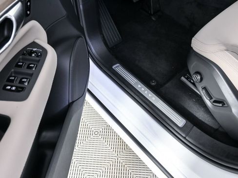 New 2026 Volvo XC90 B5 Plus w/ Protection Package image 8