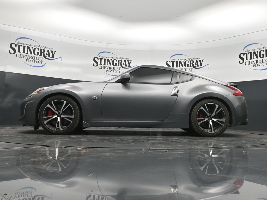 Used 2020 Nissan 370Z Touring Sport RWD image 29