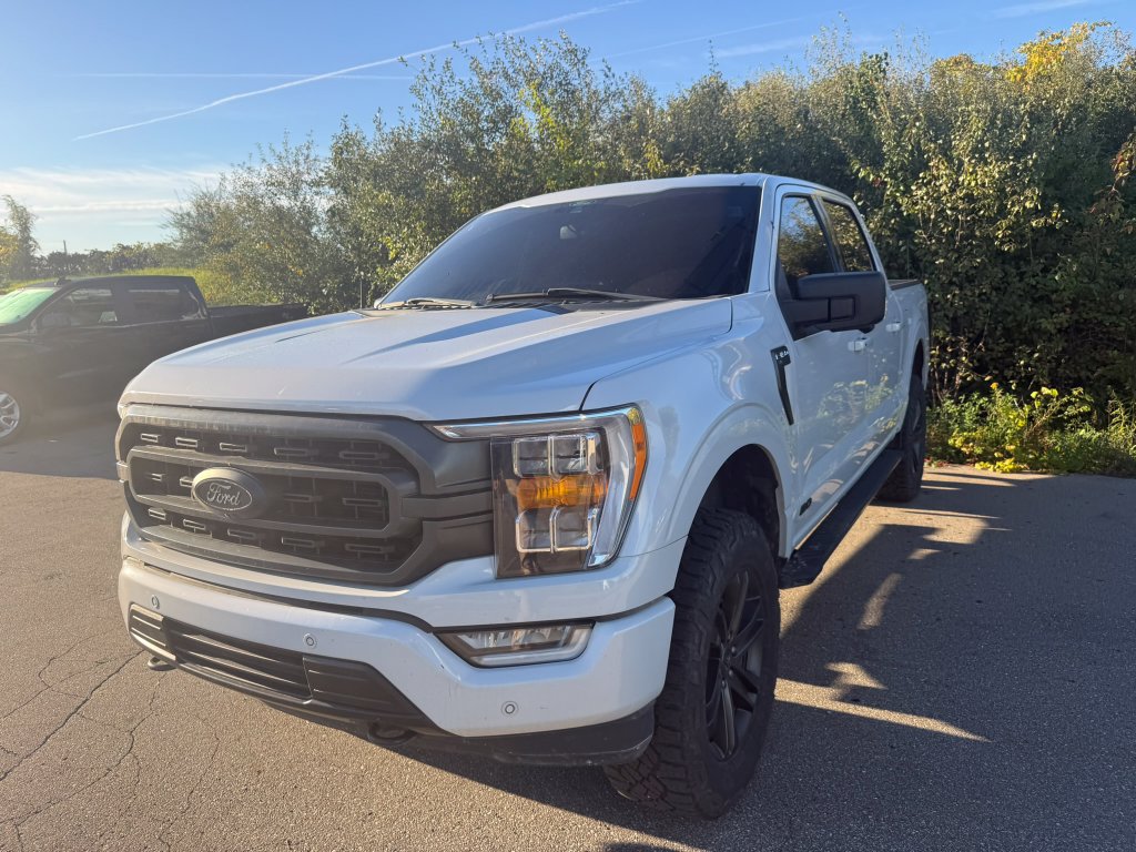 Used 2022 Ford F150 XLT w/ Equipment Group 302A High AWD/4WD image 3