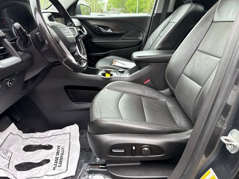Used 2020 GMC Terrain SLT w/ GMC Pro Grade Package AWD/4WD image 11