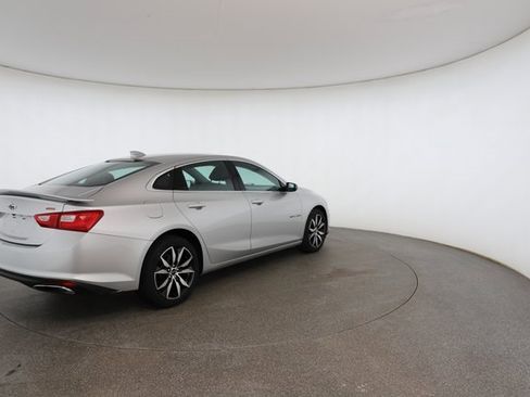 Used 2020 Chevrolet Malibu RS image 18