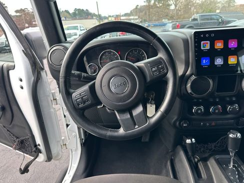 Used 2015 Jeep Wrangler Unlimited Sport image 21