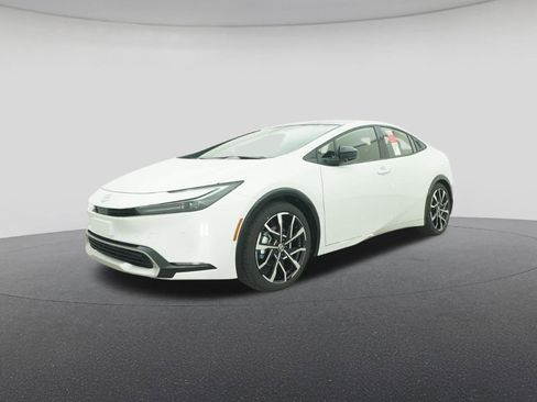 New 2026 Toyota Prius Plug-In Hybrid image 17