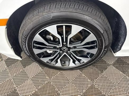 Used 2026 Honda Odyssey Elite image 35